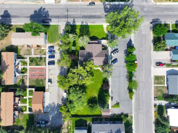 890 N 2nd, Lander, WY 82520