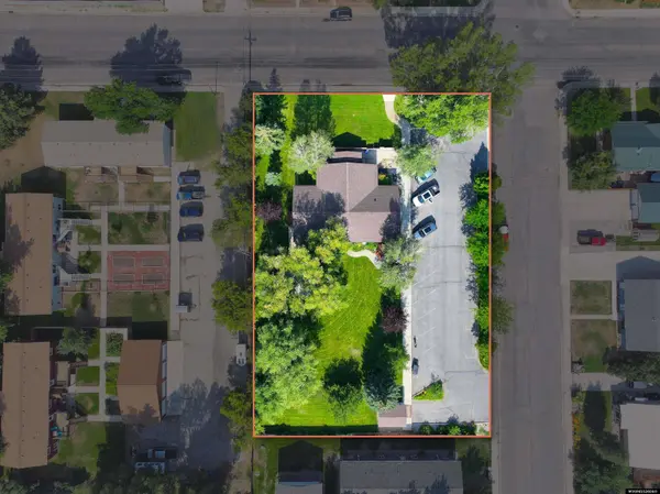 890 N 2nd, Lander, WY 82520