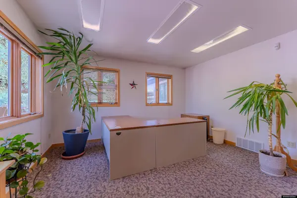 890 N 2nd, Lander, WY 82520