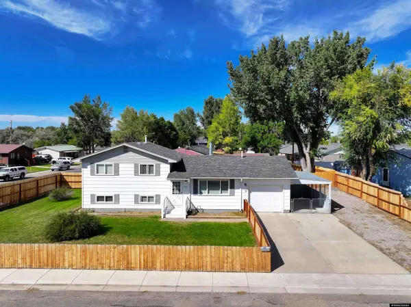 1090 Black Boulevard Smith