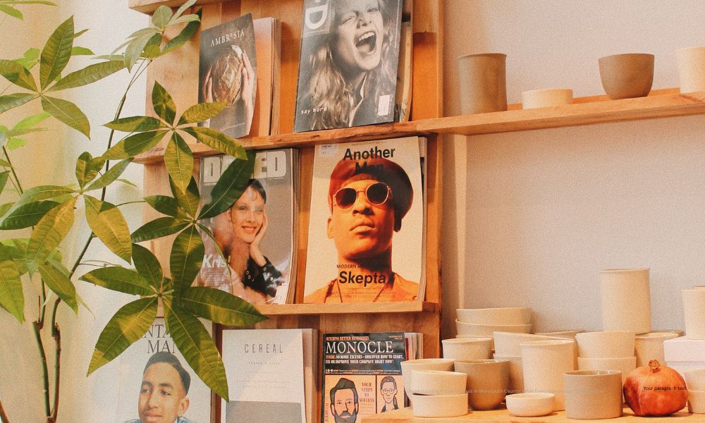 Cozy shelf meaningful decor