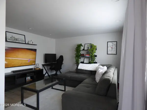 1 Osborne Place #44, Sea Bright, NJ 07760