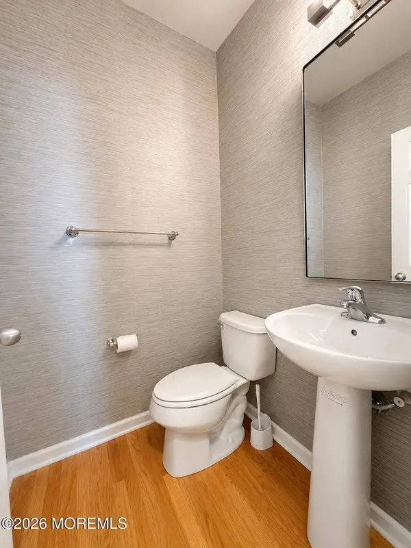 235 Yale Boulevard, Shrewsbury Boro, NJ 07702