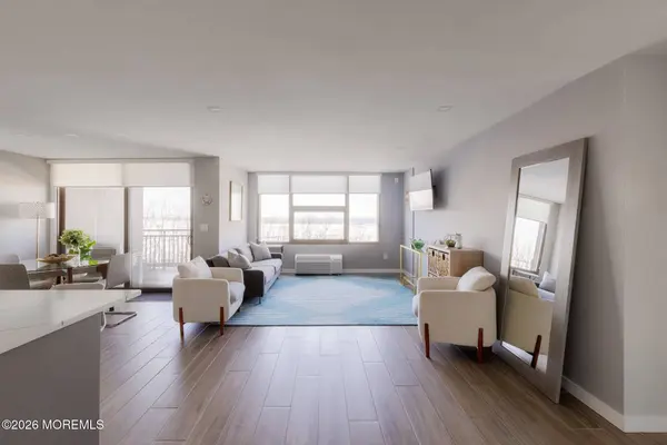 1 Scenic Drive #309, Highlands, NJ 07732