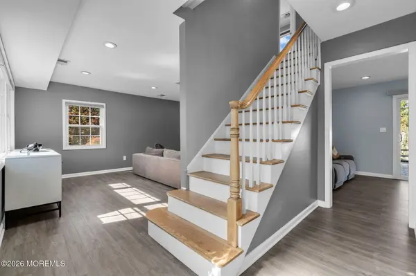 2 Girard Street, Marlboro, NJ 07746