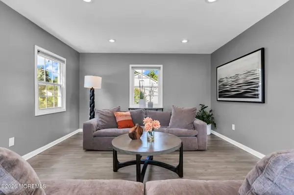 2 Girard Street, Marlboro, NJ 07746