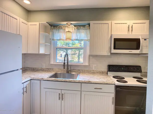 35 Portland Road #1/2, Highlands, NJ 07732