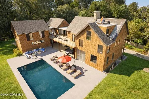 26 Park Way, Highlands, NJ 07732