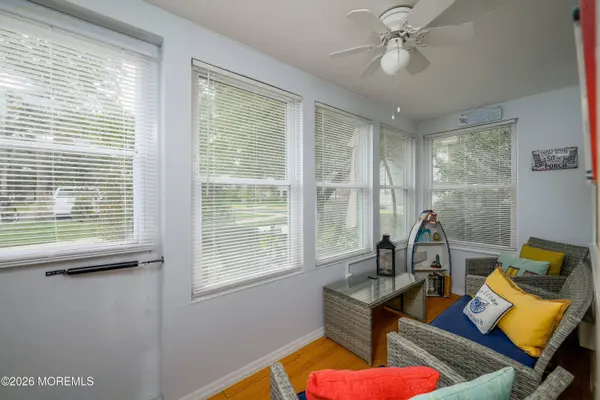 45 Cambridge Court, Lakewood, NJ 08701