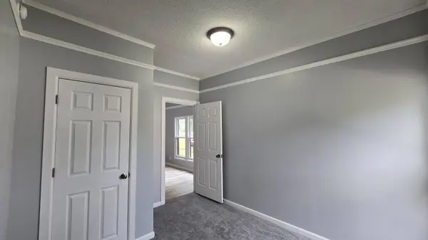 614 N C St, Arkansas City, KS 67005