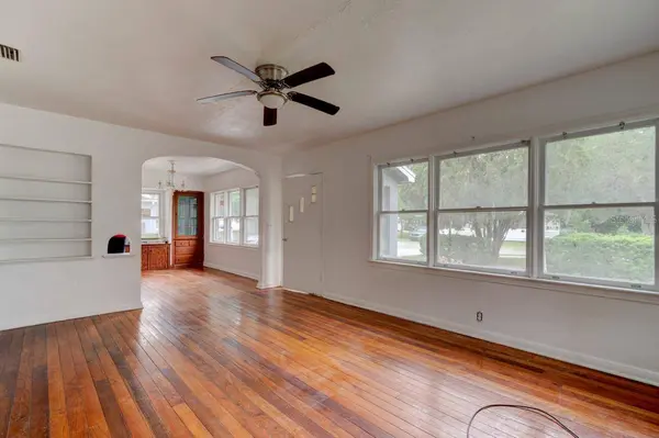 633 BYRON AVE, Daytona Beach, FL 32114