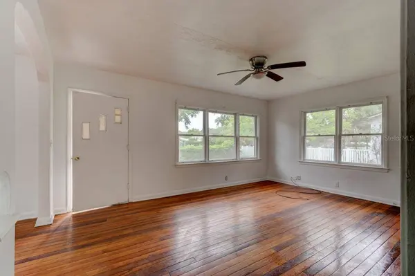 633 BYRON AVE, Daytona Beach, FL 32114