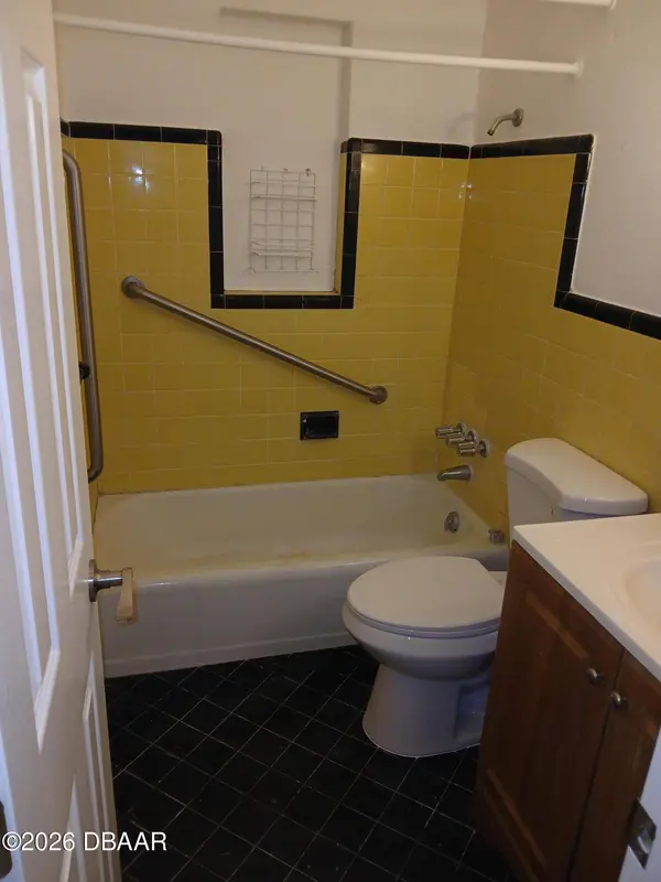 921 Winchester ST, Daytona Beach, FL 32114