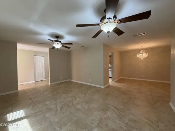 1013 Indian Oaks E #E, Holly Hill, FL 32117