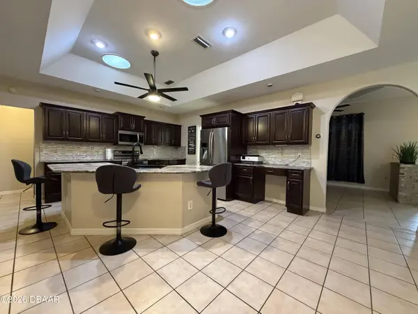 51 Fanshawe LN, Palm Coast, FL 32137