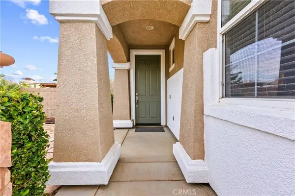 39926 Meadowcrest Way, Palmdale, CA 93551