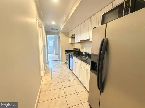 1246 QUEEN ST NE #2, Washington, DC 20002