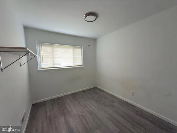 712 1ST ST, Rockville, MD 20851