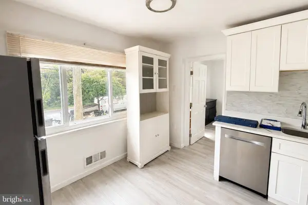 712 1ST ST, Rockville, MD 20851