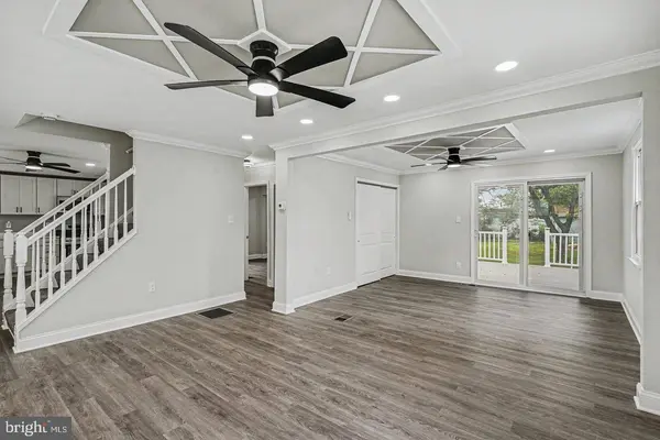 3413 LOGANVIEW DR, Dundalk, MD 21222