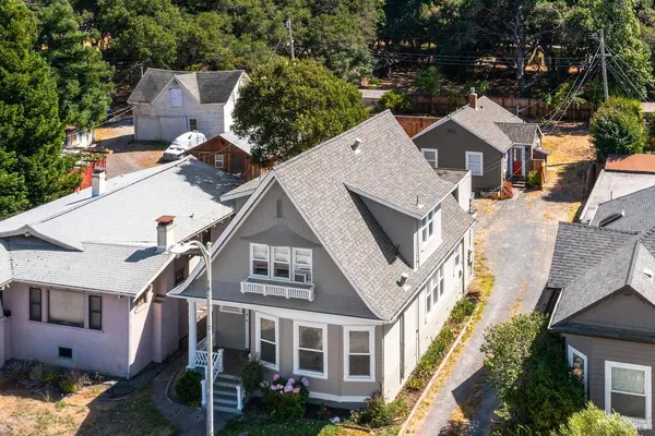 732 Petaluma BLVD S