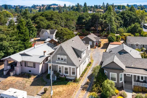 732 Petaluma BLVD S