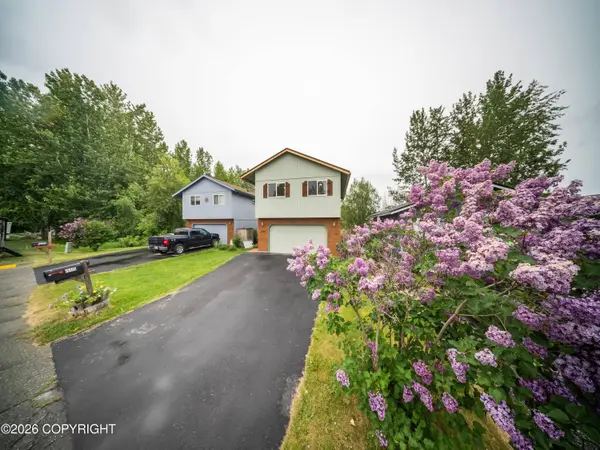 3468 Lunar DR, Anchorage, AK 99504