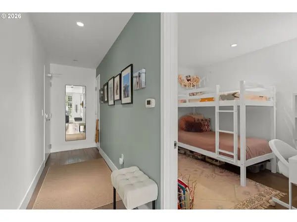 937 NW GLISAN ST #430, Portland, OR 97209