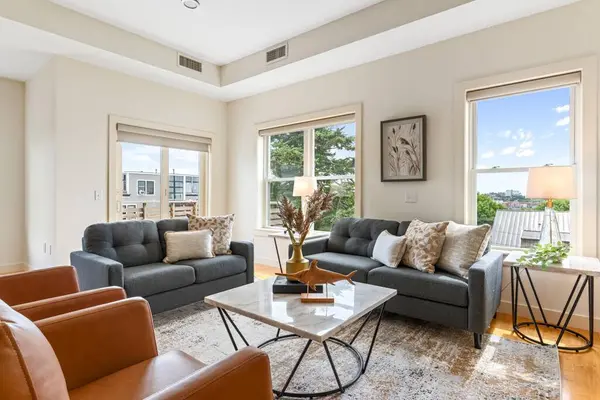 135 Sheridan ST #404, Portland, ME 04101