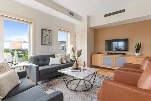 135 Sheridan ST #404, Portland, ME 04101