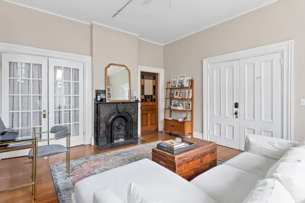 27 Pine ST #7, Portland, ME 04102