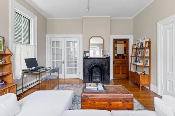 27 Pine ST #7, Portland, ME 04102