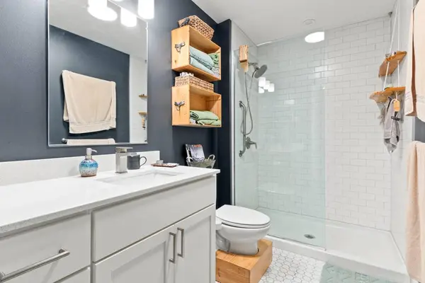 104 Grant ST #204, Portland, ME 04101