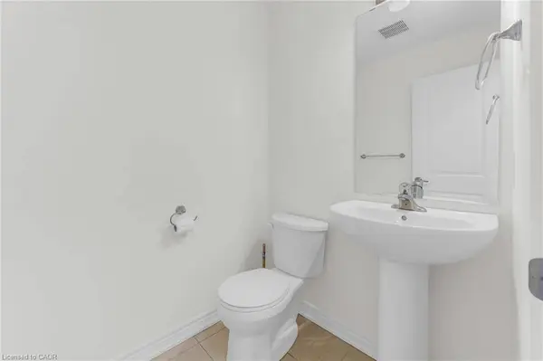 123 Sycamore Street, Welland, ON L3C 0H9
