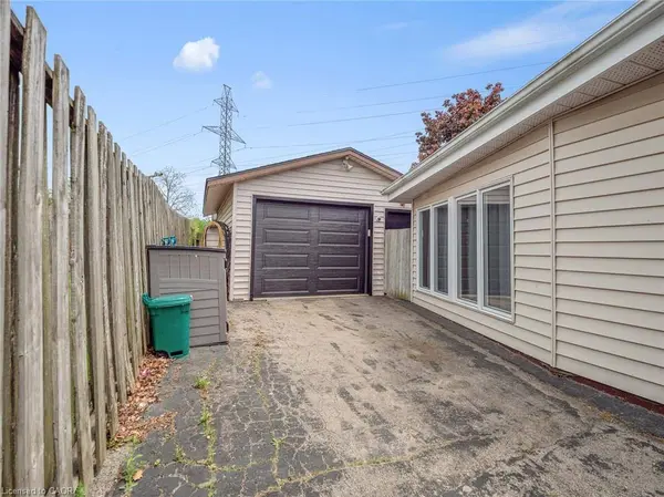 63 Harrison Avenue, Welland, ON L3B 1C3
