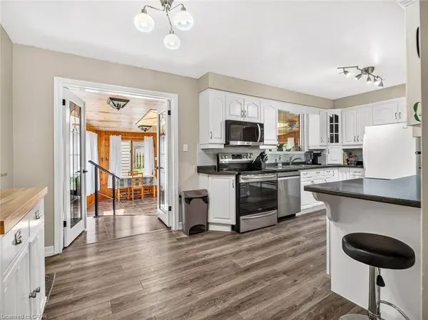 63 Harrison Avenue, Welland, ON L3B 1C3