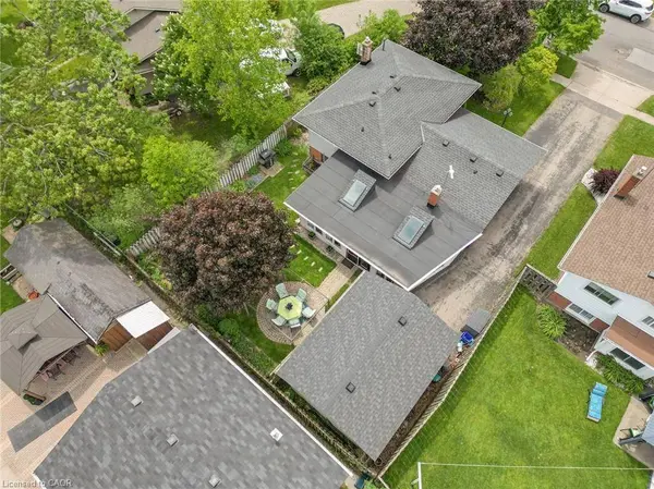 63 Harrison Avenue, Welland, ON L3B 1C3