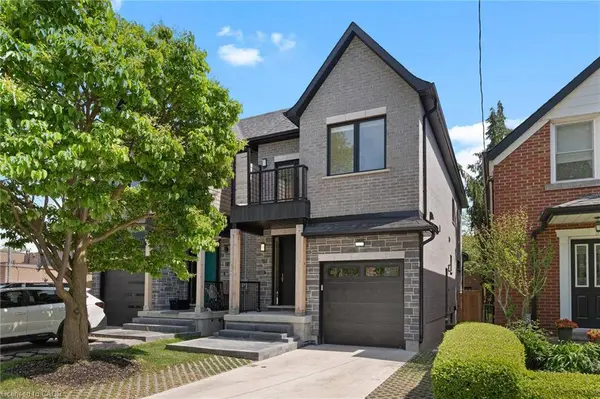 5 Marina Avenue, Etobicoke, ON M8W 1J8