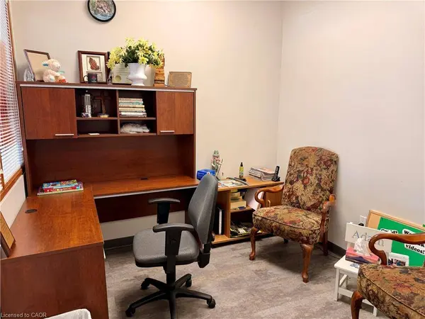 219 King Street, Port Colborne, ON L3K 4G6