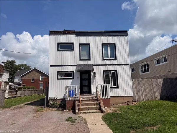 462 East Main Street