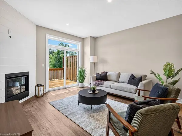 20 Austin Drive, Welland, ON L3C 0J8