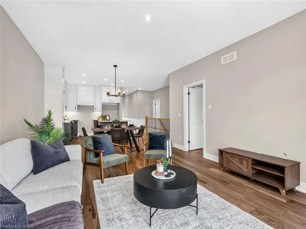 20 Austin Drive, Welland, ON L3C 0J8