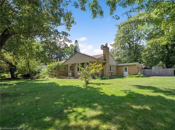 20 Alan Crescent, Fonthill, ON L0S 1E0