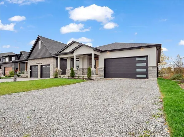 149 Willowbrook Drive, Welland, ON L3C 0G2