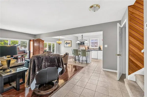 128 Melissa Crescent, Welland, ON L3C 6N9