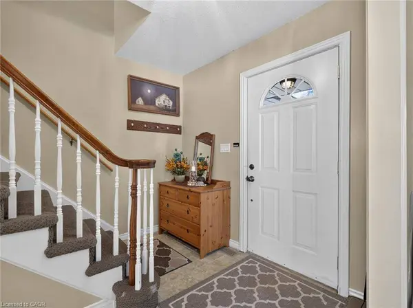 133 Leaside Drive, Welland, ON L3C 6N4