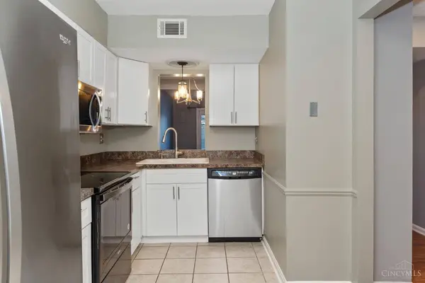 6 Queens Crk #2403, Union Twp, OH 45103