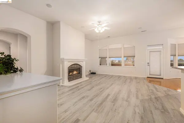 729 RICHARDSON DR, Brentwood, CA 94513