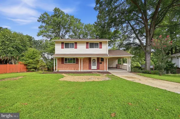 8608 PARLIAMENT DR, Springfield, VA 22151