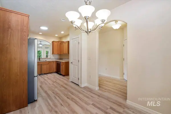 9207 W Steve St, Boise, ID 83714